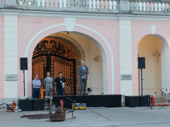 TREFFi avamine ja festivali avalavastus, kompanii Maria Baric “Ave Fenix”, 2. juuni 2016